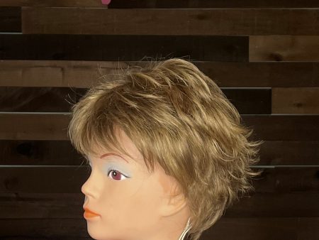 Ivy- Synthetic Wig on Sale